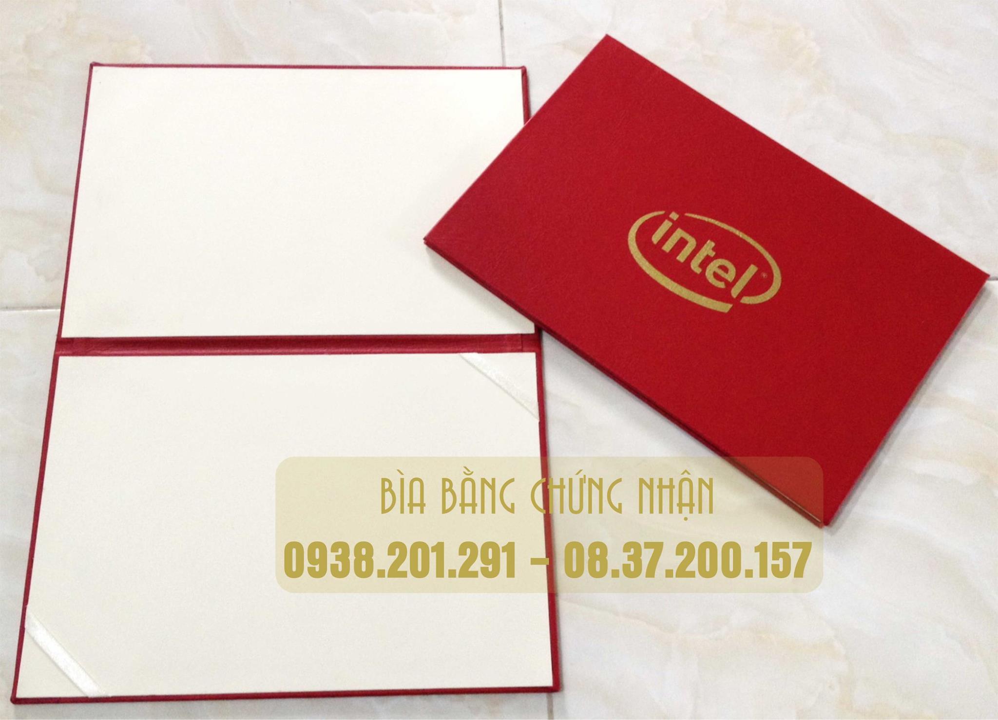 Bìa chứng chỉ của Intel màu đỏ in logo nhũ vàng theo yêu cầu giá rẻ nhất TPHCM